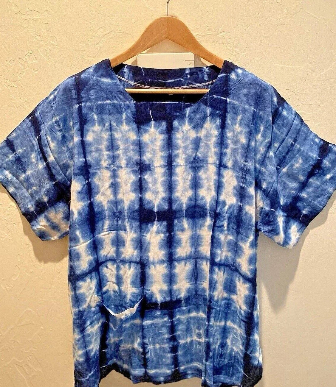 Unisex Handcrafted Indigo Vertical Design Tie Dye Round-Neck Casual Soft T-shirt Unisex T-shirt, Sweatshirt, Hoodie, Long Sleeve Tee - T-Shirt, Sweatshirt, Hoodie