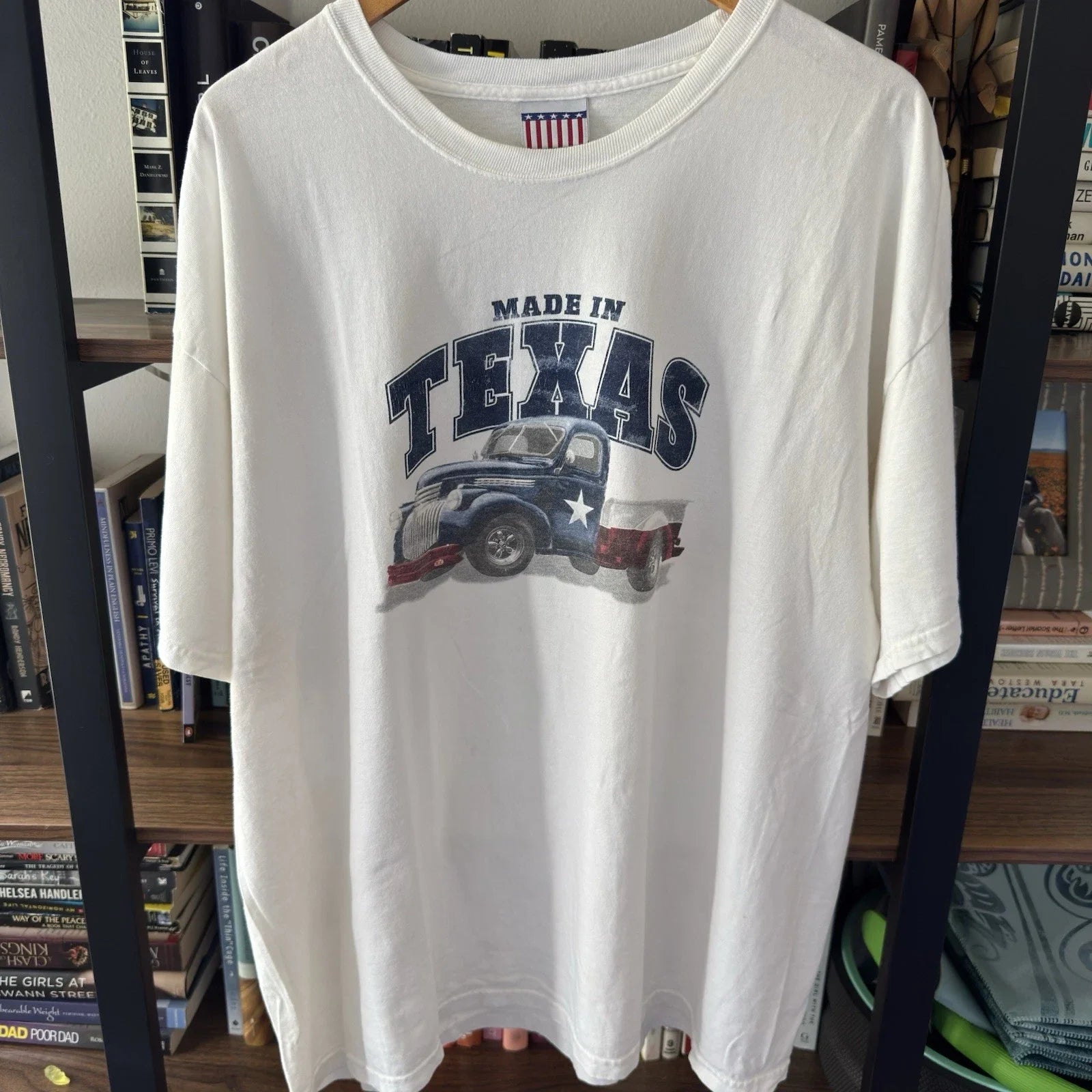 Vintage Y2K Made In Texas Pick up Truck T-shirt Size 2XL USA Unisex T-shirt, Sweatshirt, Hoodie, Long Sleeve Tee - T-Shirt, Sweatshirt, Hoodie