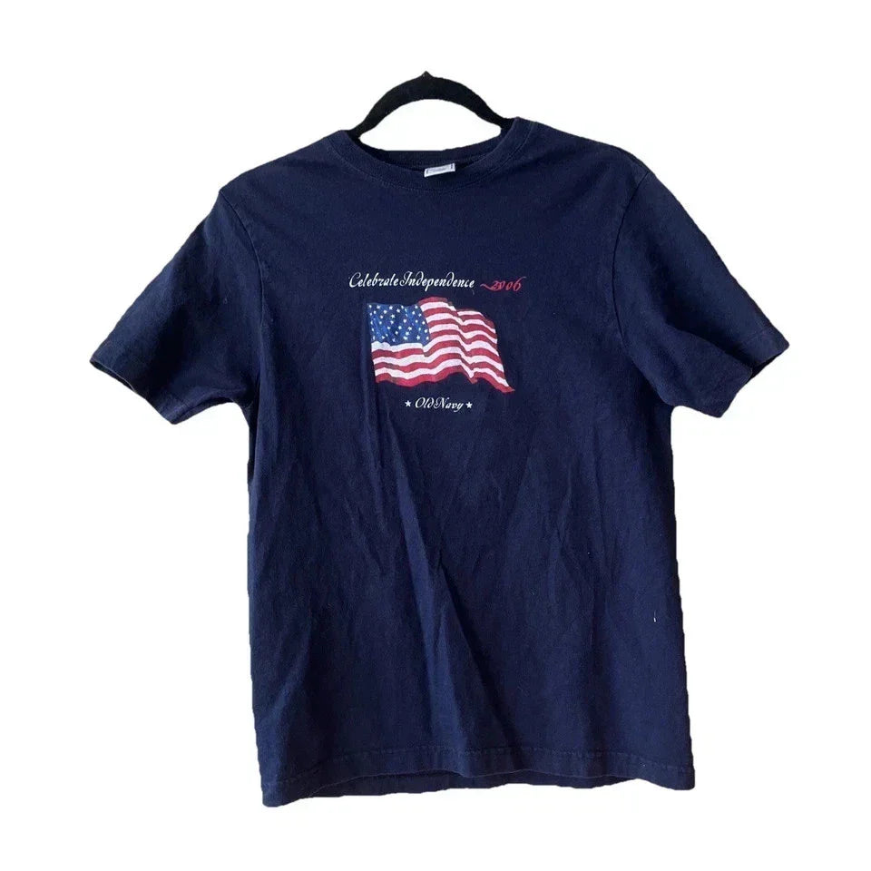 Old Navy Shirt 2000 American Flag y2k vintage 2007 4th July S-5XL Reprint Unisex T-shirt, Sweatshirt, Hoodie, Long Sleeve Tee - T-Shirt, Sweatshirt, Hoodie