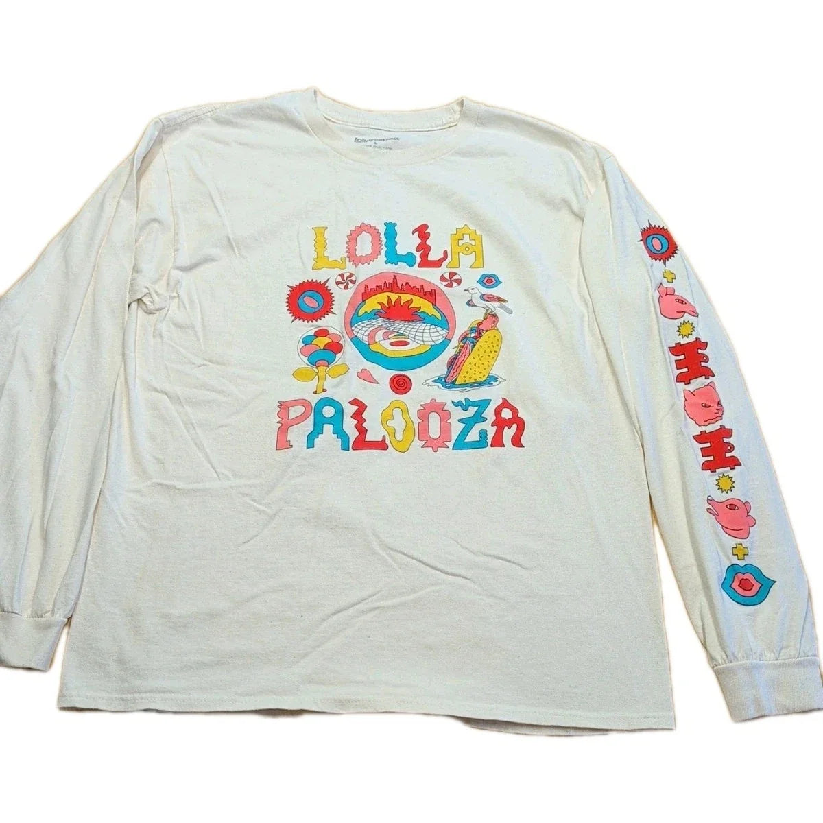 Lollapalooza Graphic Print Long Sleeve T-Shirt White Cotton L Chicago 2023 Unisex T-shirt, Sweatshirt, Hoodie, Long Sleeve Tee - T-Shirt, Sweatshirt, Hoodie