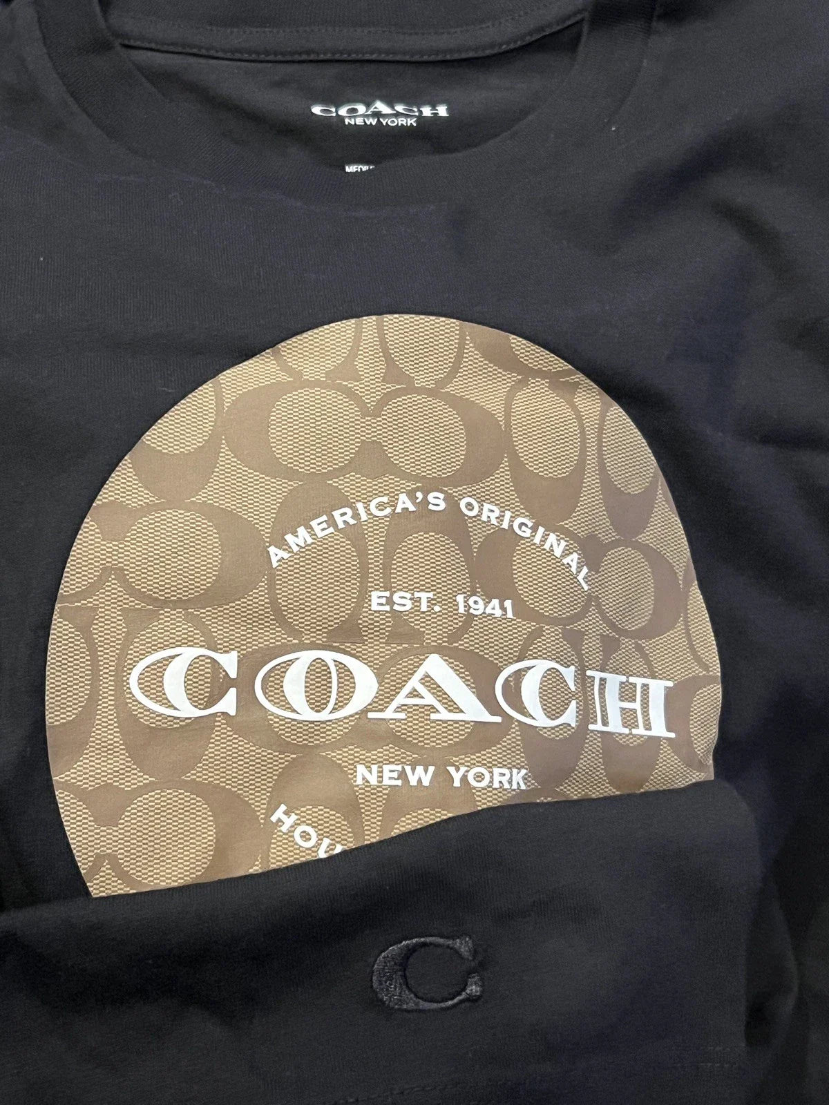 Coach Signature T-Shirt , Size XS/S Unisex T-shirt, Sweatshirt, Hoodie, Long Sleeve Tee - T-Shirt, Sweatshirt, Hoodie