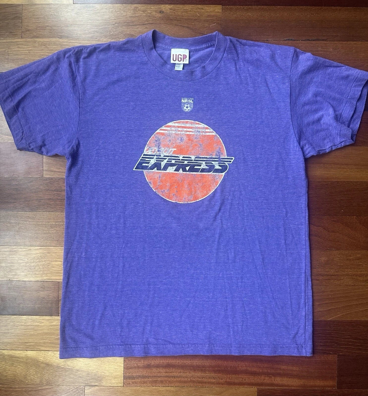 Detroit Express NASL Soccer Soft T-shirt Large L Retro Rare Unisex T-shirt, Sweatshirt, Hoodie, Long Sleeve Tee - T-Shirt, Sweatshirt, Hoodie