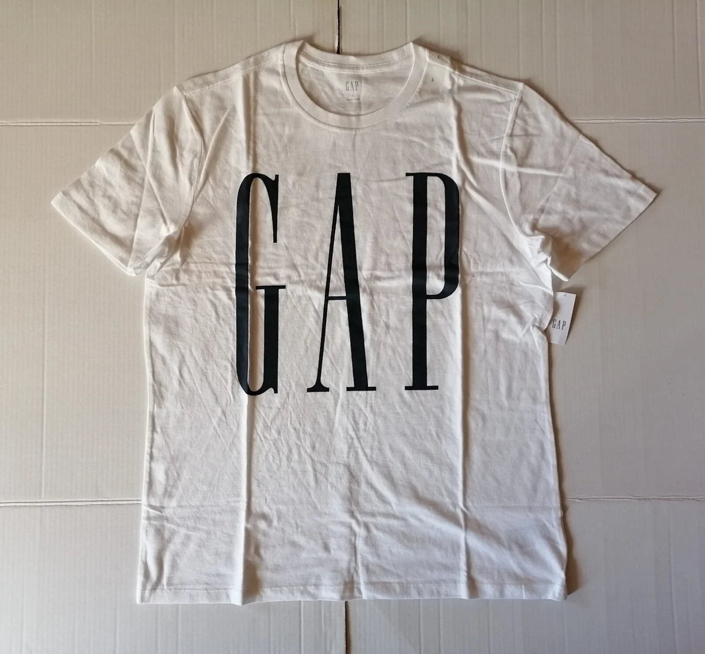 NWT GAP MEN'S WHITE OVERSIZED GAP LOGO T-SHIRT SZ L 499630 Unisex T-shirt, Sweatshirt, Hoodie, Long Sleeve Tee - T-Shirt, Sweatshirt, Hoodie