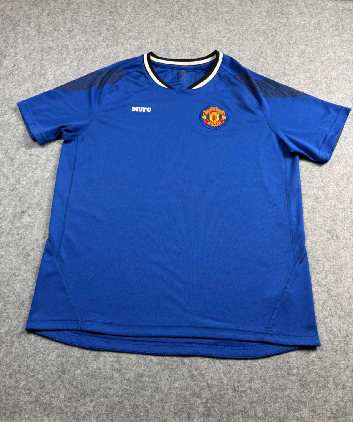 Manchester United Soccer Football Futbol Club Blue Slim XL Jersey Shirt Unisex T-shirt, Sweatshirt, Hoodie, Long Sleeve Tee - T-Shirt, Sweatshirt, Hoodie