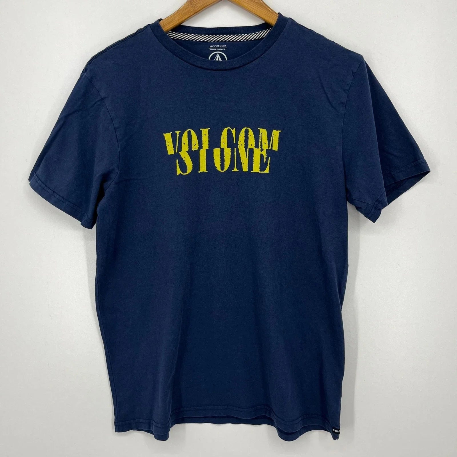 Volcom T-Shirt Men's Size S Blue Organic Cotton Stone Logo Modern Fit Unisex T-shirt, Sweatshirt, Hoodie, Long Sleeve Tee - T-Shirt, Sweatshirt, Hoodie