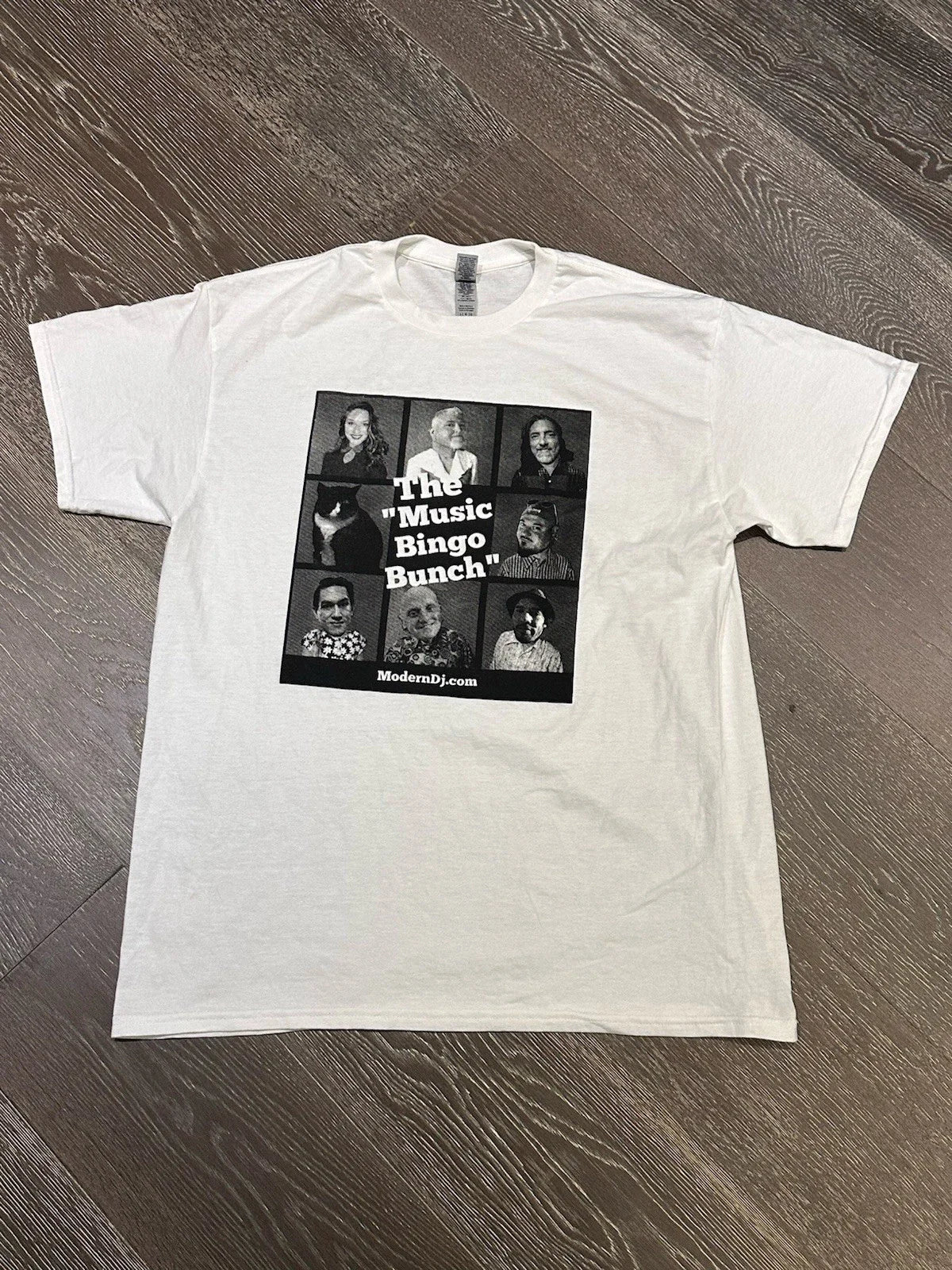 Modern DJ T-shirt White Size Large L Signed Autographed Unisex T-shirt, Sweatshirt, Hoodie, Long Sleeve Tee - T-Shirt, Sweatshirt, Hoodie