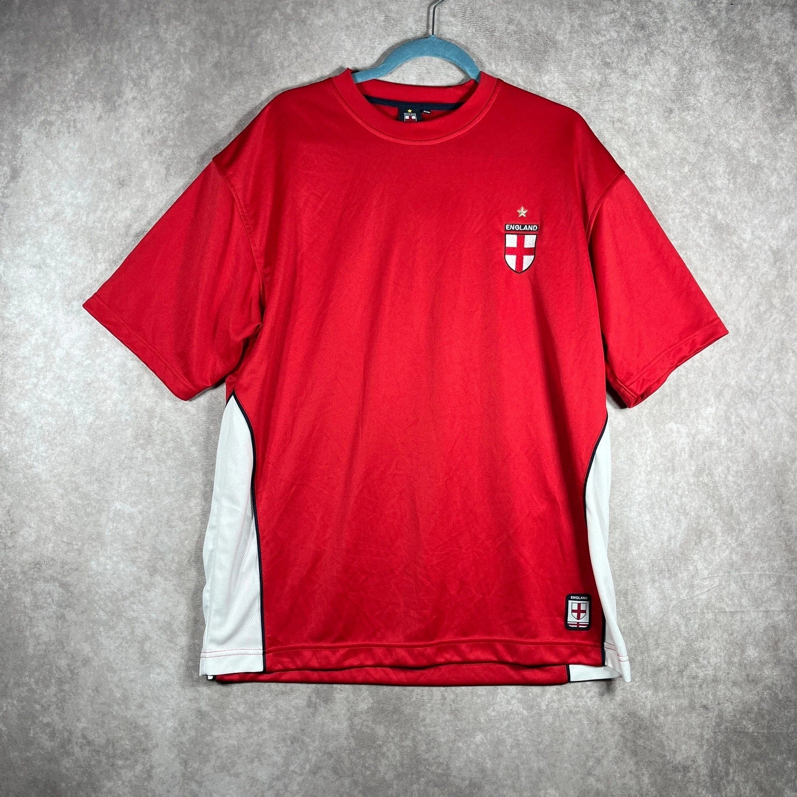 England Football Retro Jersey Top Mens XL Red White St. George Cross FIFA Soccer Unisex T-shirt, Sweatshirt, Hoodie, Long Sleeve Tee - T-Shirt, Sweatshirt, Hoodie