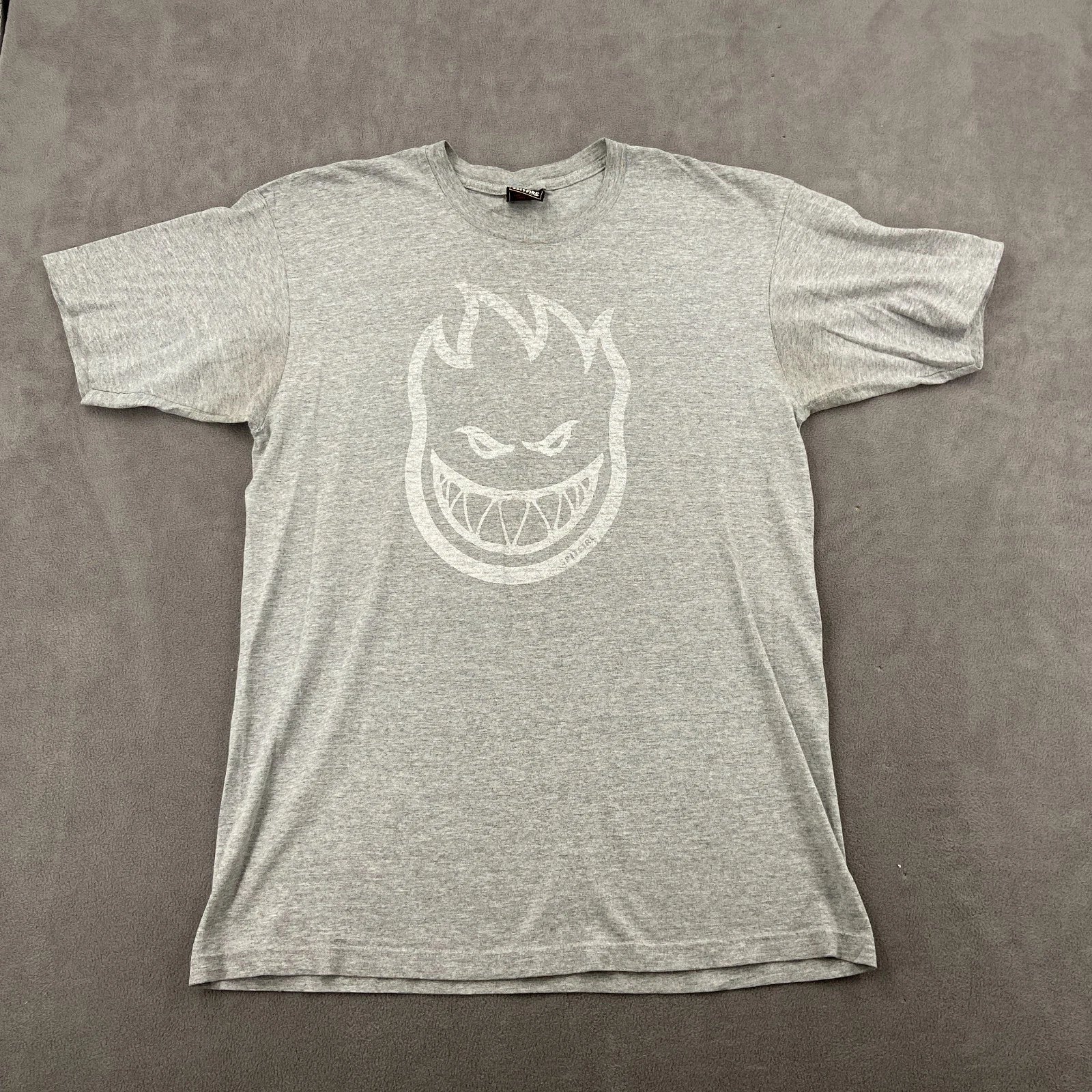 Vintage Y2K Spitfire T Shirt Sz L Gray Wheels Bighead Logo Skateboarding Grunge Unisex T-shirt, Sweatshirt, Hoodie, Long Sleeve Tee - T-Shirt, Sweatshirt, Hoodie