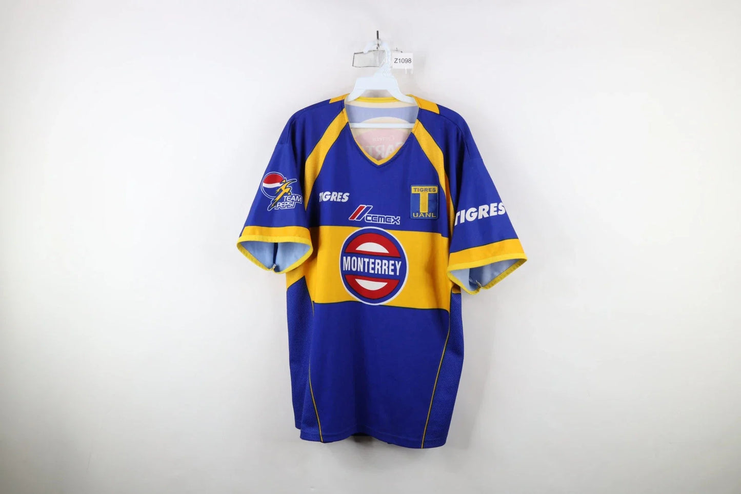 Vtg Y2K 2004 2005 Mens XL Distressed MX Liga Tigres UANL Soccer Futbol Jersey Unisex T-shirt, Sweatshirt, Hoodie, Long Sleeve Tee - T-Shirt, Sweatshirt, Hoodie