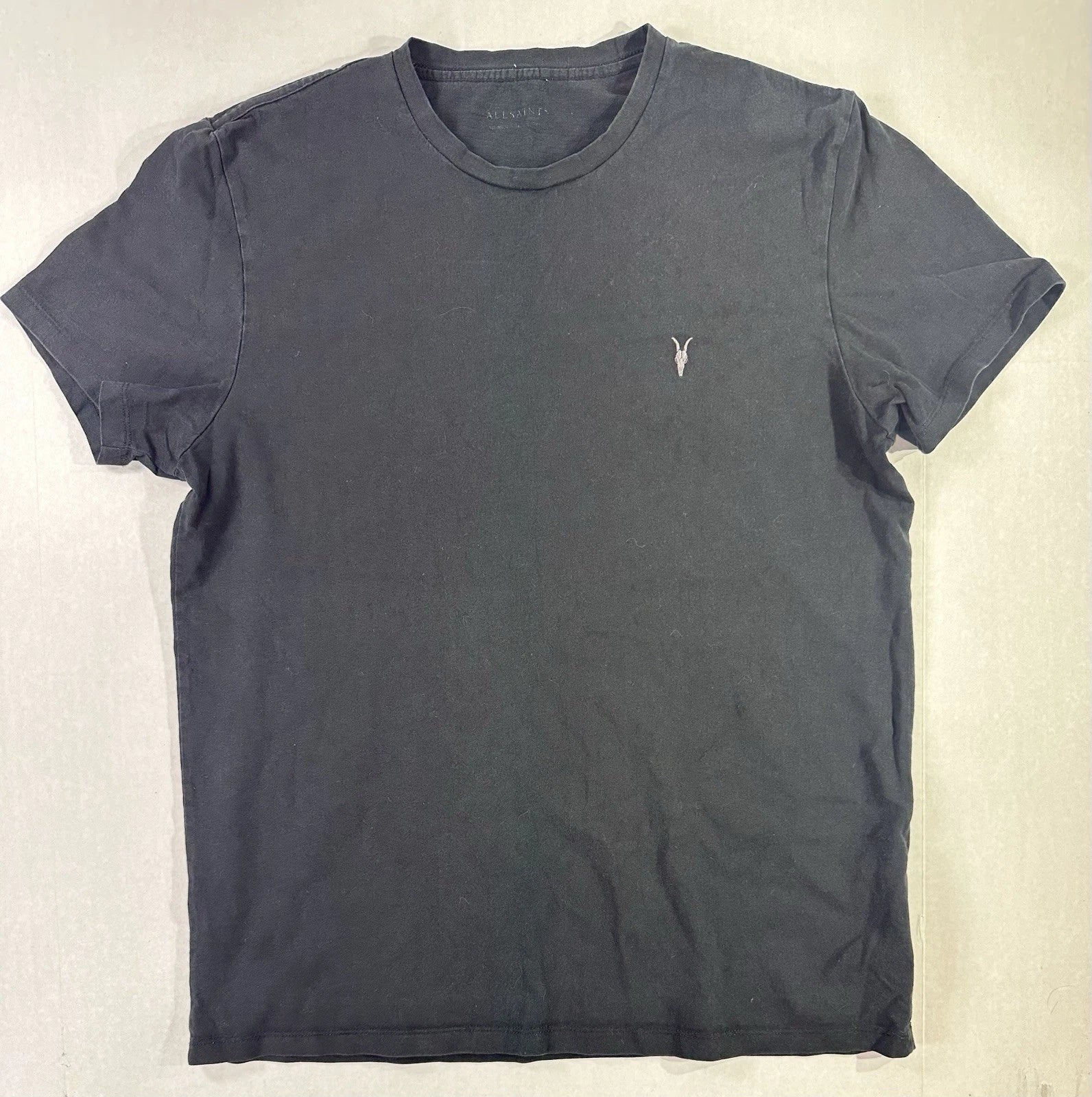 AllSaints Black Ram Skull Logo T-Shirt Mens Medium Minimalist Casual Tee Unisex T-shirt, Sweatshirt, Hoodie, Long Sleeve Tee - T-Shirt, Sweatshirt, Hoodie
