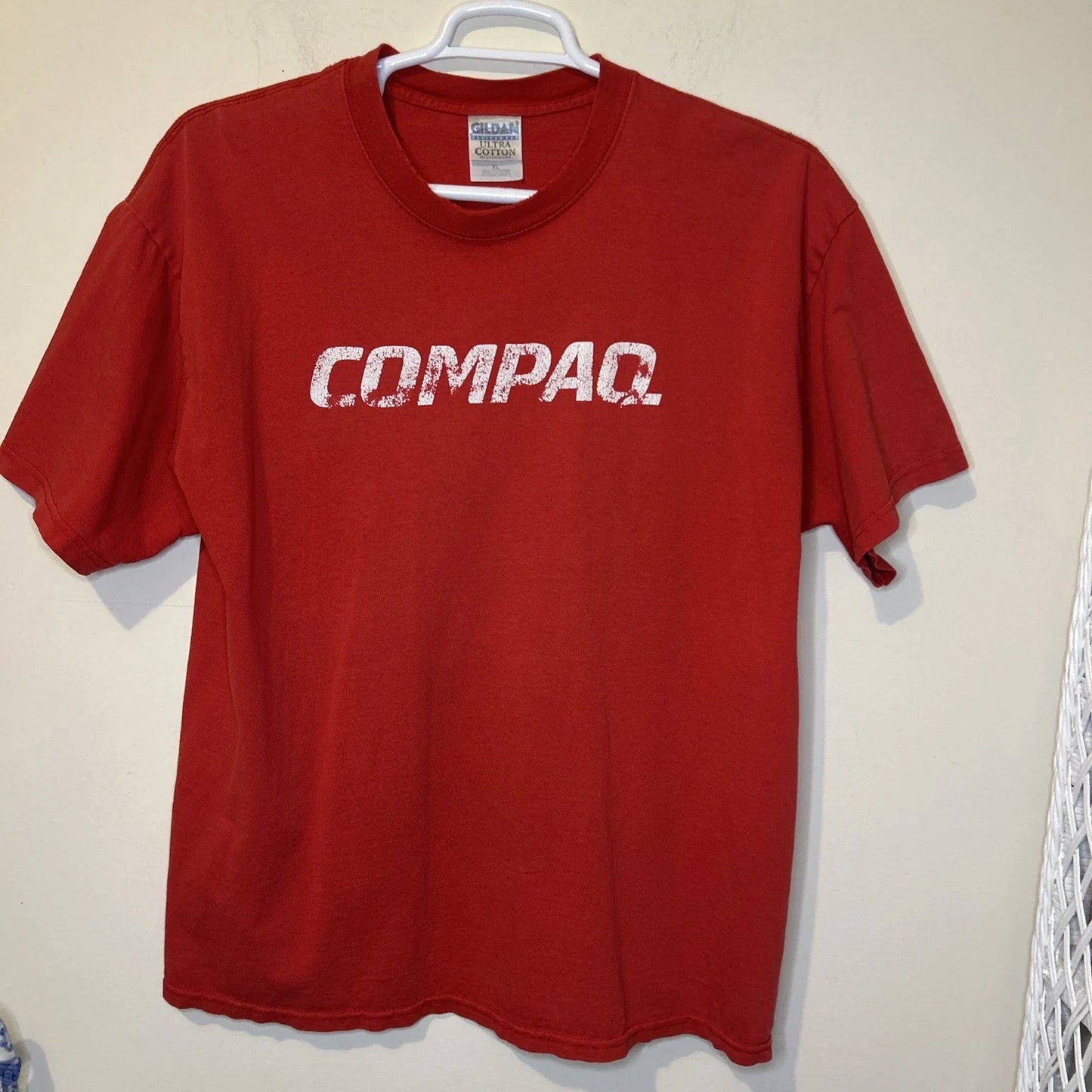 COMPAQ T Shirt Mens XL Red Retro Computer Geek Grunge 90s Gamer Distressed Unisex T-shirt, Sweatshirt, Hoodie, Long Sleeve Tee - T-Shirt, Sweatshirt, Hoodie
