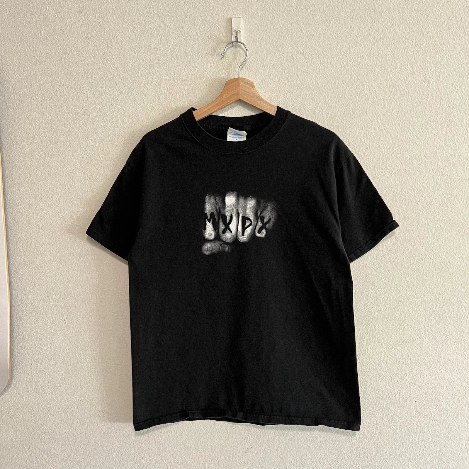 Vintage MXPX knuckles Y2K Punk Grunge Goth Black T Shirt Mens Size Medium 2000s Unisex T-shirt, Sweatshirt, Hoodie, Long Sleeve Tee - T-Shirt, Sweatshirt, Hoodie