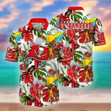 Tampa Bay Buccaneers Palm Tree And Parrot Hawaiian Shirt Unisex T-shirt, Sweatshirt, Hoodie, Long Sleeve Tee - T-Shirt, Sweatshirt, Hoodie