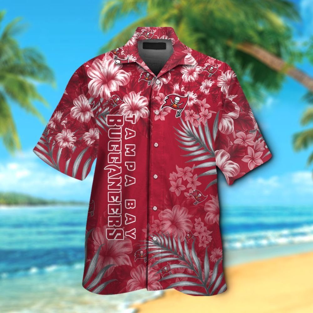 Tampa Bay Buccaneers Short Sleeve Button Up Tropical Hawaiian Shirt VER010 Unisex T-shirt, Sweatshirt, Hoodie, Long Sleeve Tee - T-Shirt, Sweatshirt, Hoodie