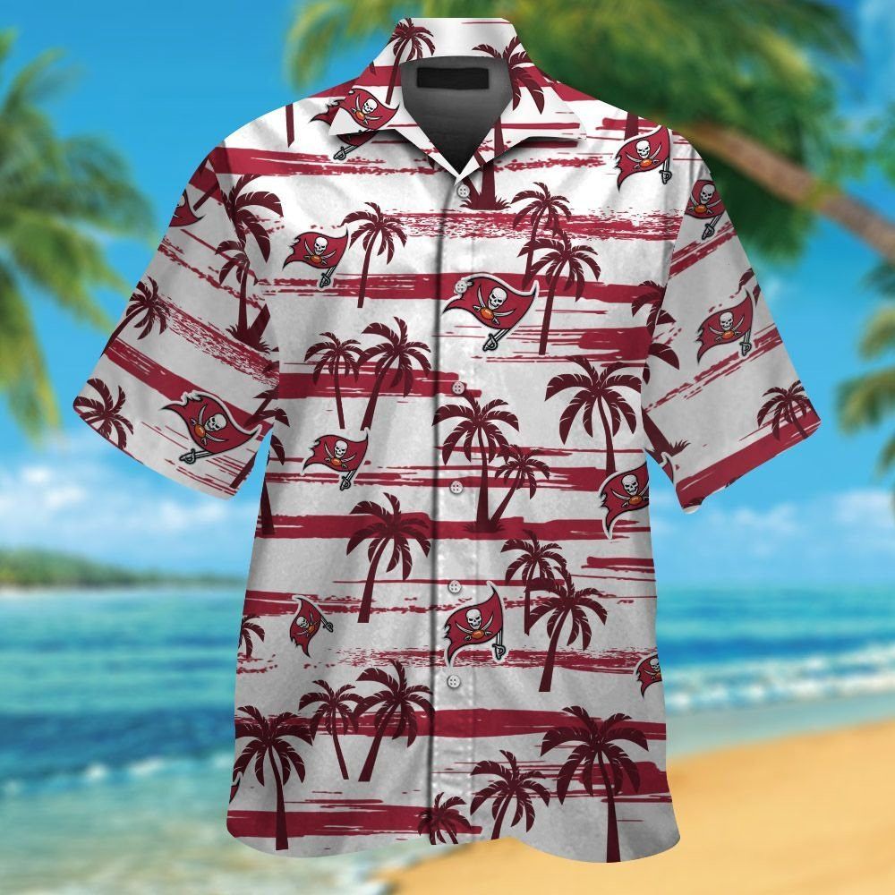 Tampa Bay Buccaneers Short Sleeve Button Up Tropical Hawaiian Shirt VER011 Unisex T-shirt, Sweatshirt, Hoodie, Long Sleeve Tee - T-Shirt, Sweatshirt, Hoodie
