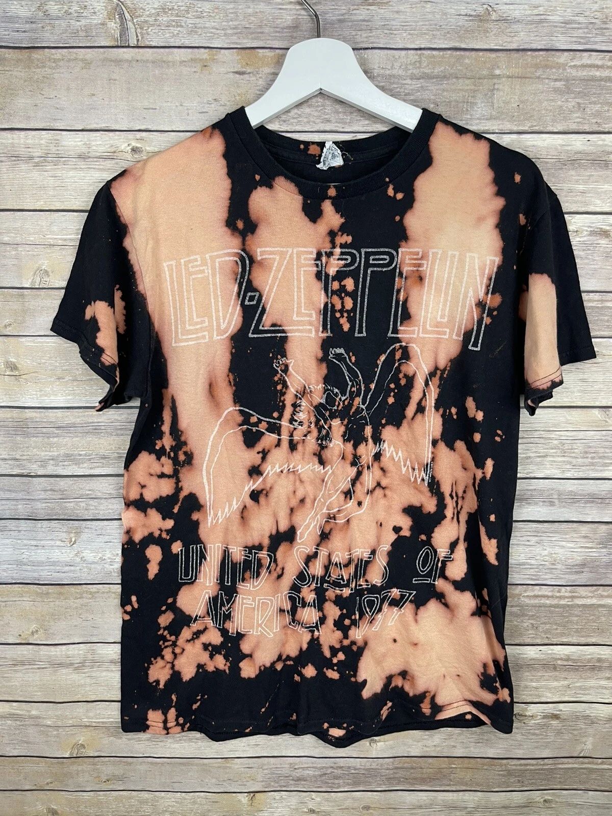 Led Zeppelin Medium Custom Dye Tee Shirt Boho Short Sleeve Graphic Top Black Unisex T-shirt, Sweatshirt, Hoodie, Long Sleeve Tee - T-Shirt, Sweatshirt, Hoodie