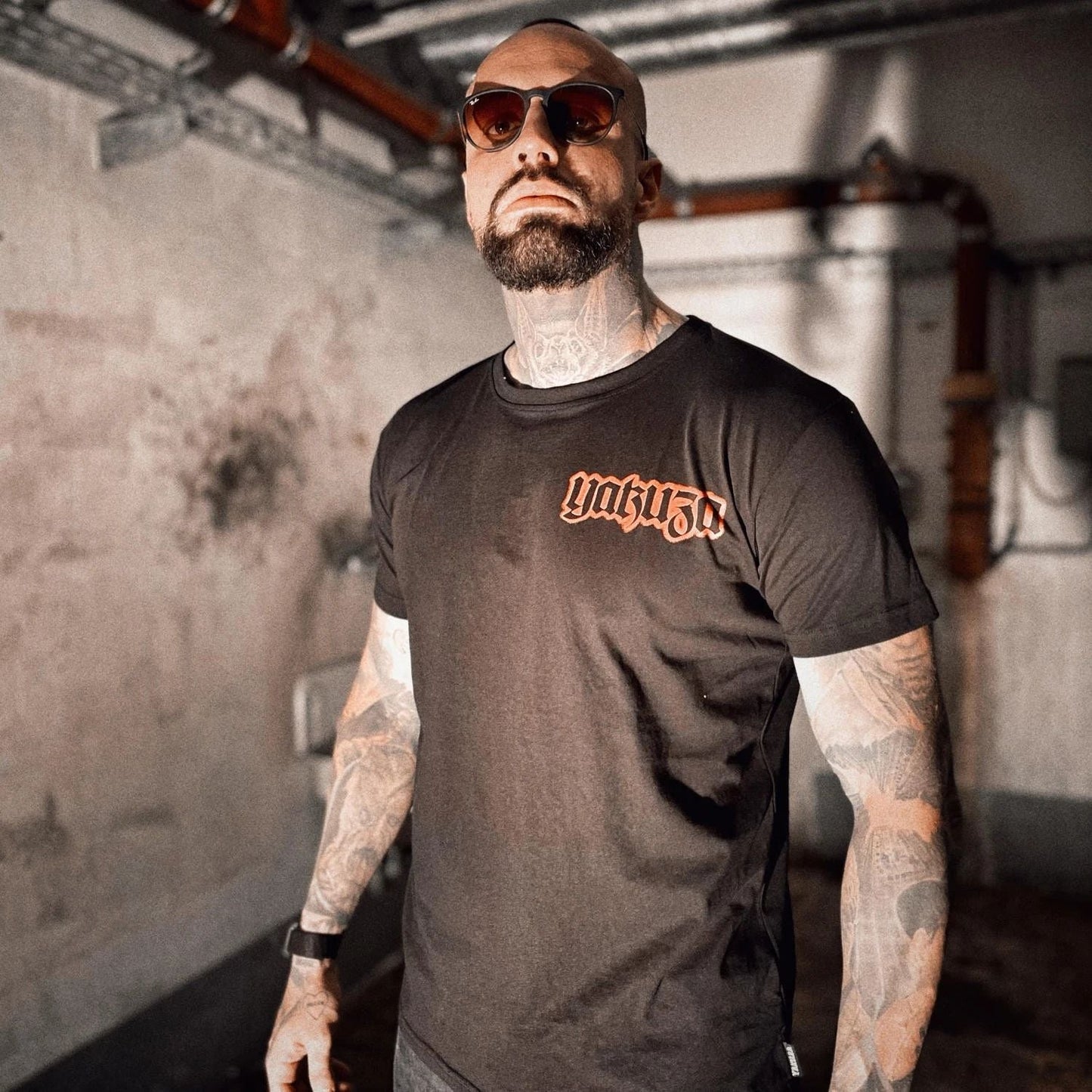 New Yakuza Men's Blacks Regular Basic T-Shirt - Black Unisex T-shirt, Sweatshirt, Hoodie, Long Sleeve Tee - T-Shirt, Sweatshirt, Hoodie
