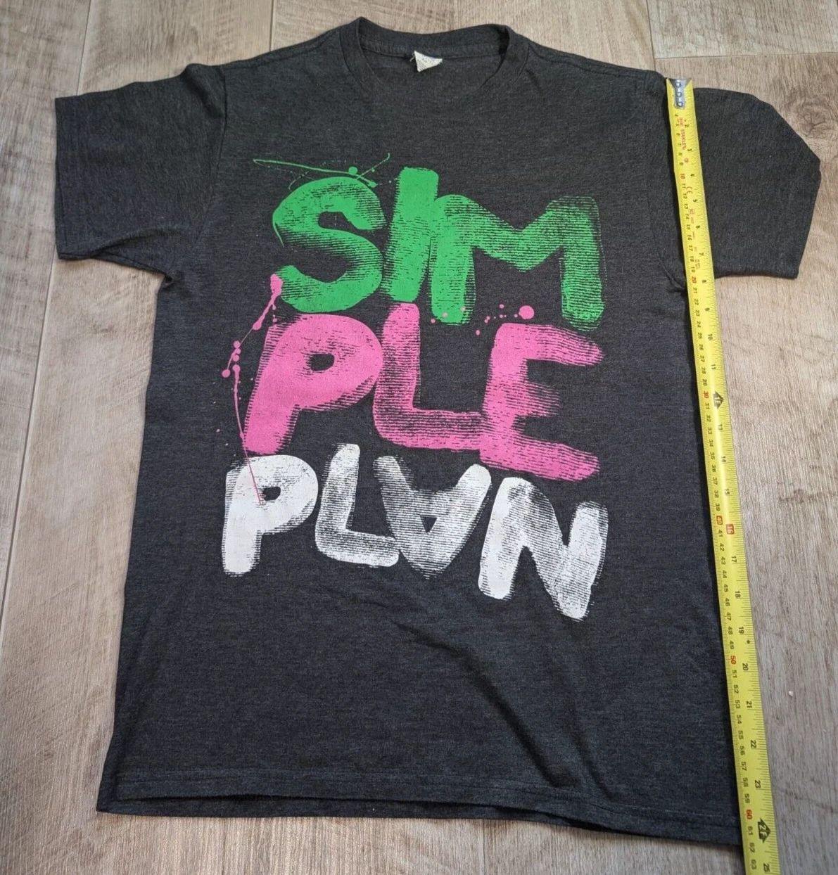 Simple Plan Short Sleeve T-Shirt  Band T Punk Emo Music Tee Woman S Small Unisex T-shirt, Sweatshirt, Hoodie, Long Sleeve Tee - T-Shirt, Sweatshirt, Hoodie
