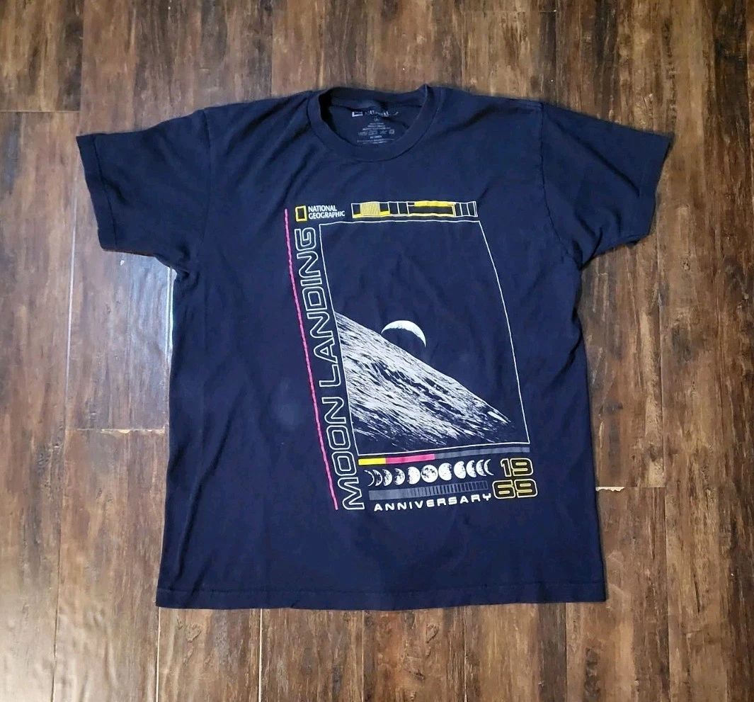 National Geographic 1969 50th Anniversary MOON LANDING Graphic T-Shirt L Unisex T-shirt, Sweatshirt, Hoodie, Long Sleeve Tee - T-Shirt, Sweatshirt, Hoodie