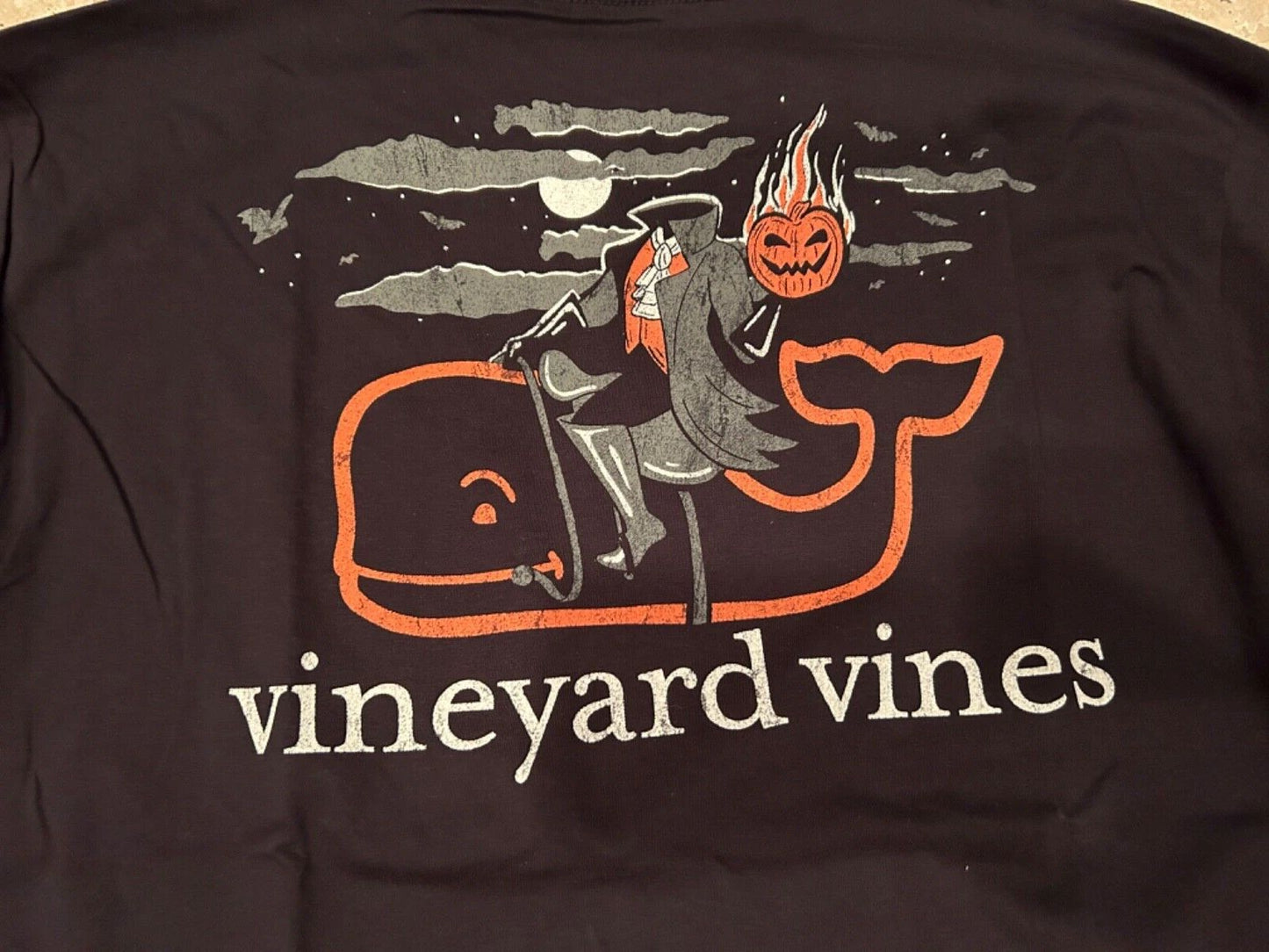 NWT Vineyard Vines Mens Large Headless Horseman Black Pocket Halloween T-Shirt Unisex T-shirt, Sweatshirt, Hoodie, Long Sleeve Tee - T-Shirt, Sweatshirt, Hoodie
