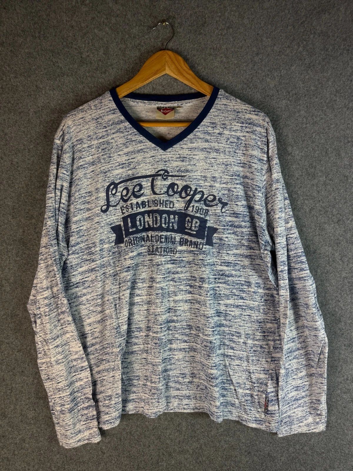 Lee Cooper T Shirt Mens Size 2XL Blue Regular Fit Long Sleeve V Neck Cotton Logo Unisex T-shirt, Sweatshirt, Hoodie, Long Sleeve Tee - T-Shirt, Sweatshirt, Hoodie