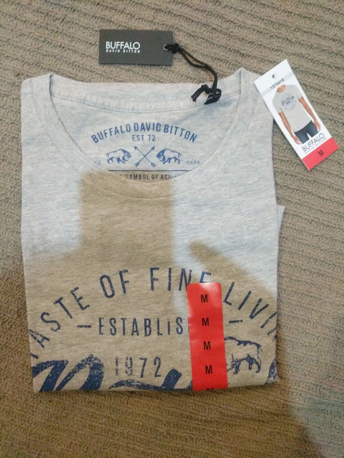 Buffalo David Bitton Grey Logo Graphic T-Shirt Athletic Design Crew Medium NWT Unisex T-shirt, Sweatshirt, Hoodie, Long Sleeve Tee - T-Shirt, Sweatshirt, Hoodie