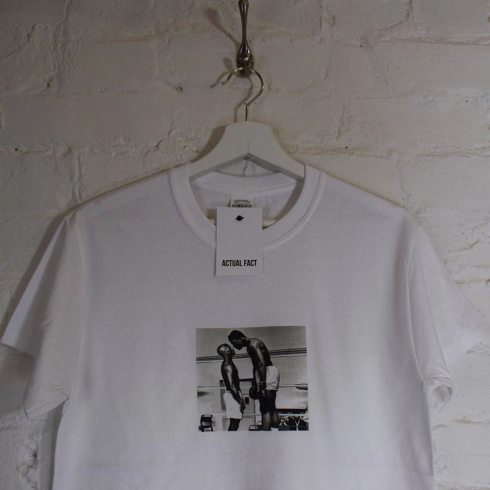 Mohammed Ali v Floyd Mayweather White Boxing Tee T-shirt by Actual Fact Unisex T-shirt, Sweatshirt, Hoodie, Long Sleeve Tee - T-Shirt, Sweatshirt, Hoodie