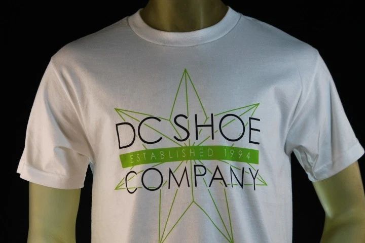 DC SHOES MEN'S WHITE PREMIUM GRAPHIC T-SHIRT W/BLACK AND LIME LOGO size Medium Unisex T-shirt, Sweatshirt, Hoodie, Long Sleeve Tee - T-Shirt, Sweatshirt, Hoodie