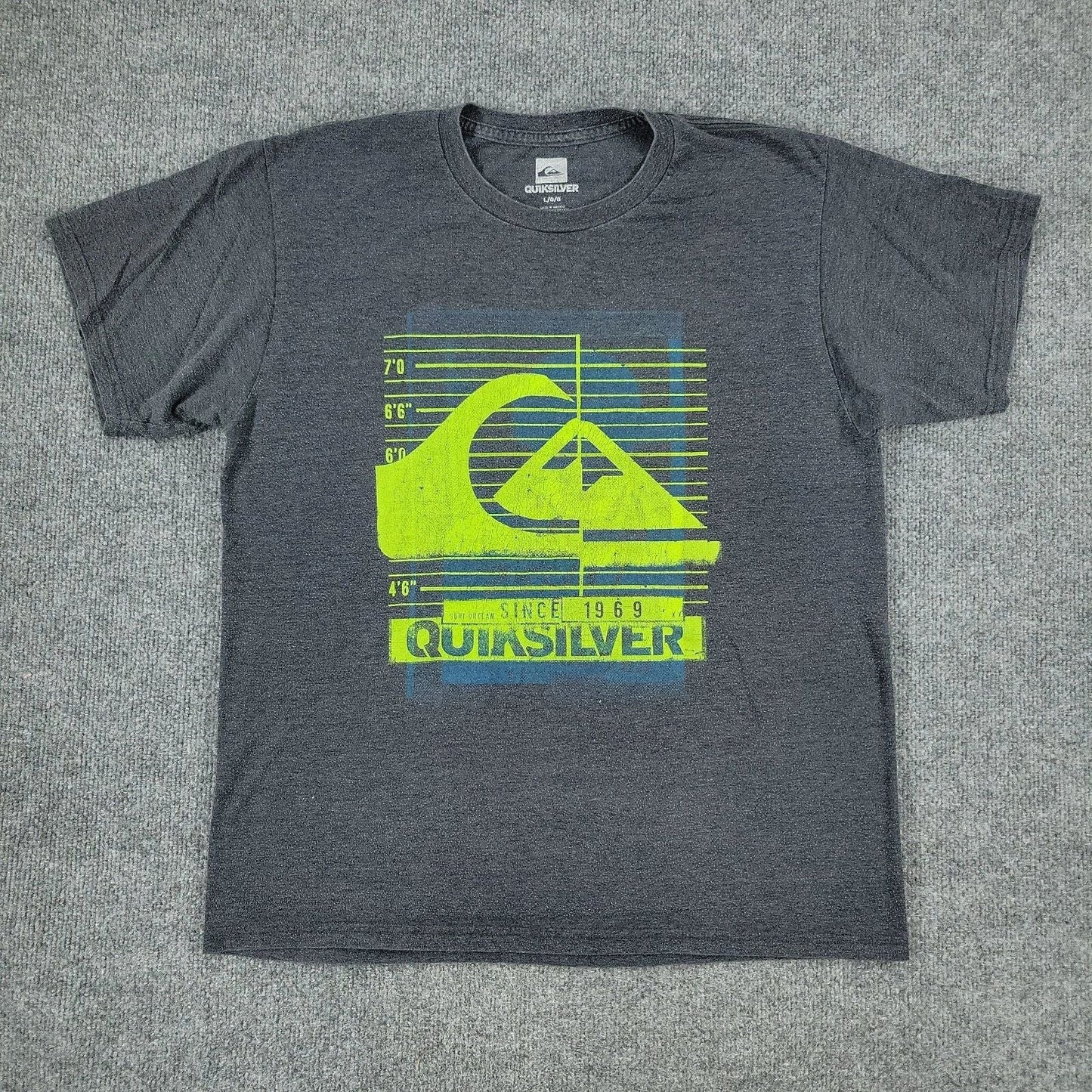 Quiksilver Shirt Men's Large Gray Logo Spell Out Graphic Crew Neck Short Sleeve Unisex T-shirt, Sweatshirt, Hoodie, Long Sleeve Tee - T-Shirt, Sweatshirt, Hoodie