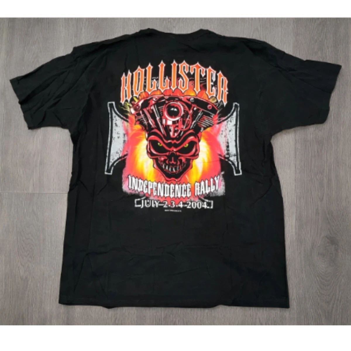 Flame Skull Biker Graphic T-Shirt Black Vintage Style Streetwear Tee Unisex T-shirt, Sweatshirt, Hoodie, Long Sleeve Tee - T-Shirt, Sweatshirt, Hoodie