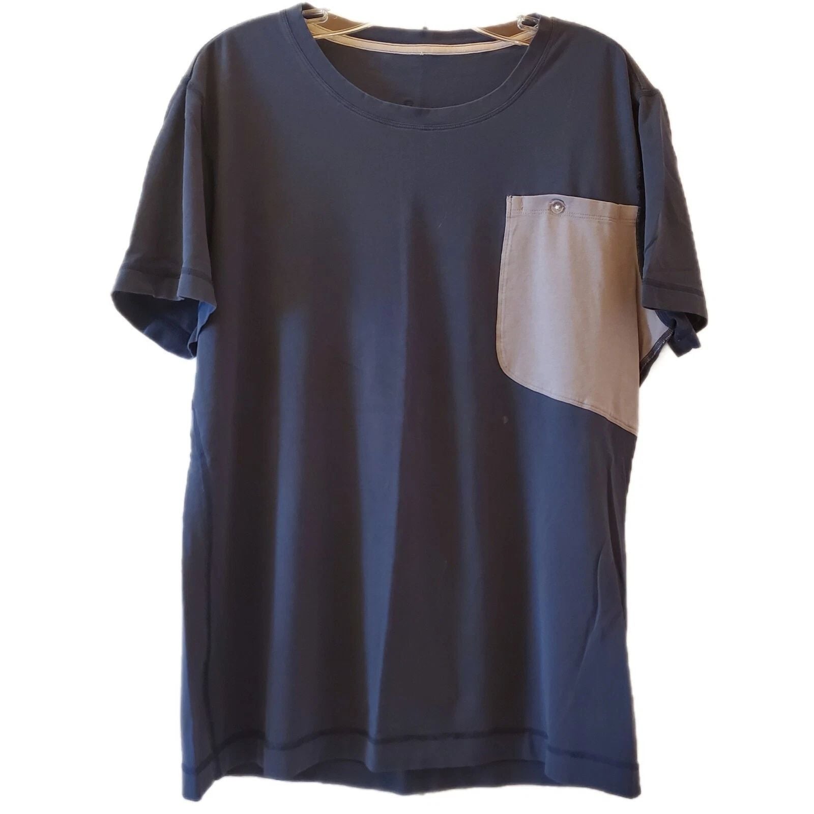 Lululemon Navy Blue Single Pocket T-Shirt Crew Neck Size Large Tee Trendy Unisex T-shirt, Sweatshirt, Hoodie, Long Sleeve Tee - T-Shirt, Sweatshirt, Hoodie