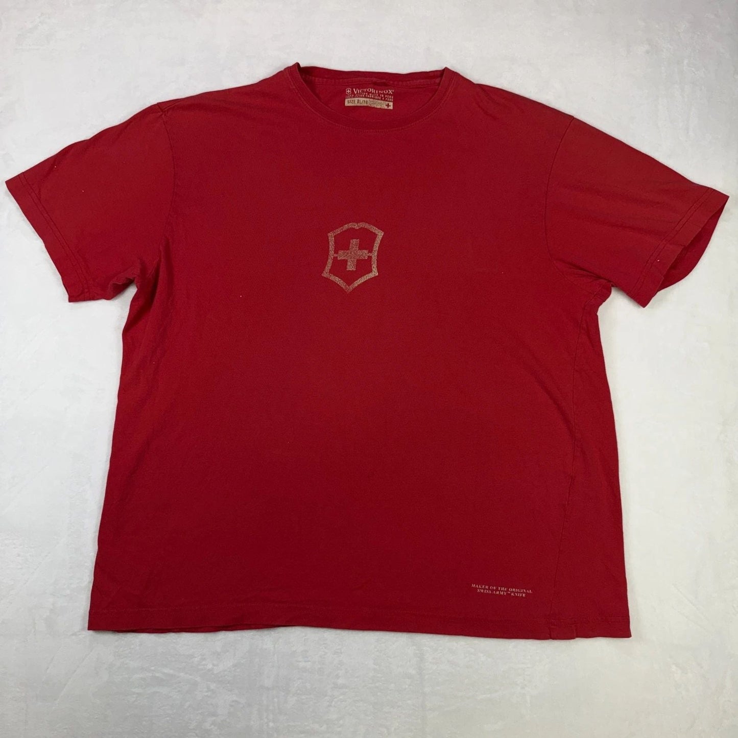 Victorinox Swiss Army Men's T-Shirt Size XL Red Short Sleeve Logo Print Unisex T-shirt, Sweatshirt, Hoodie, Long Sleeve Tee - T-Shirt, Sweatshirt, Hoodie