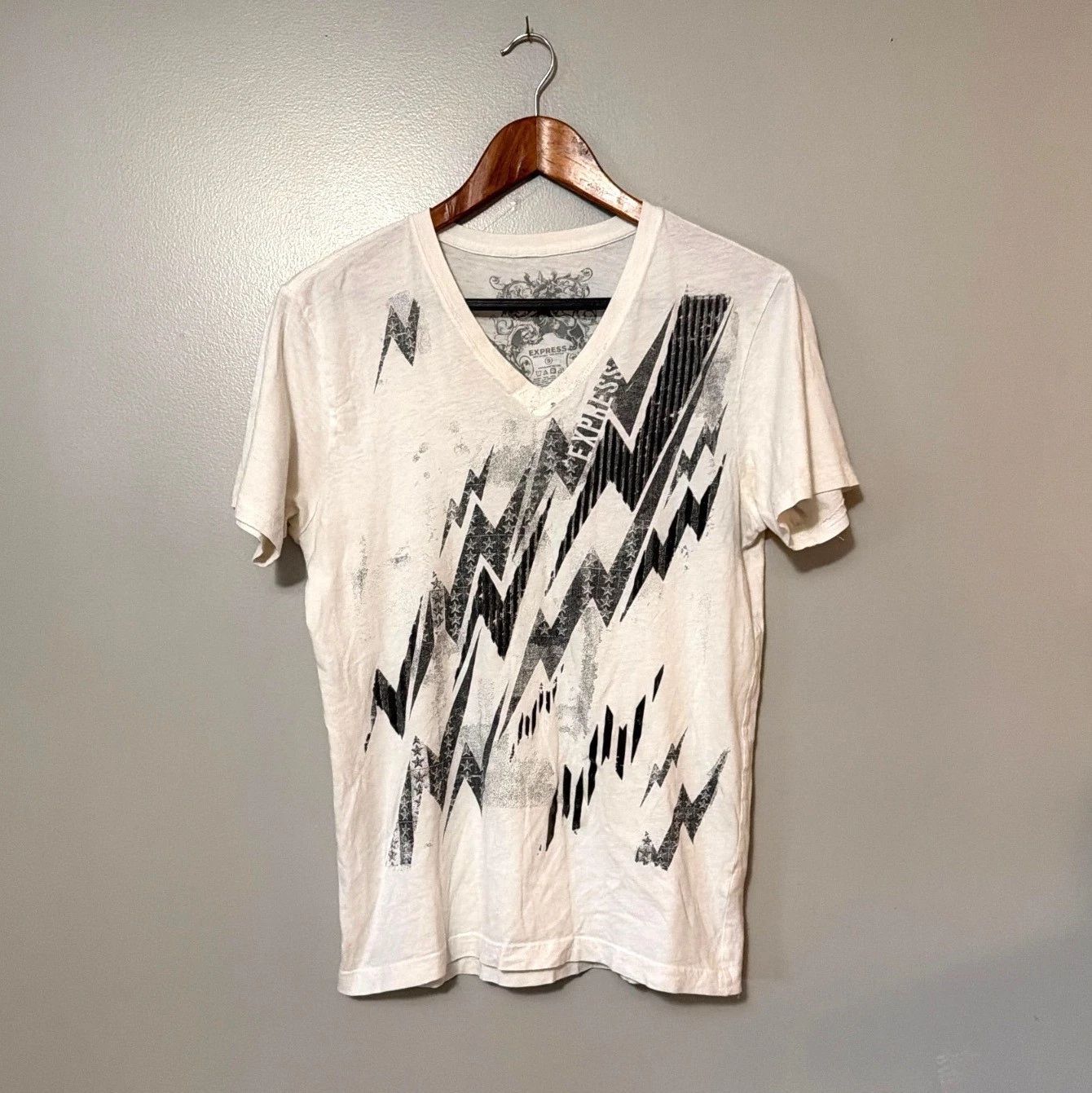 Y2K Express Mens Graphic V-Neck T-Shirt White Lightning Bolt Skull Design Small Unisex T-shirt, Sweatshirt, Hoodie, Long Sleeve Tee - T-Shirt, Sweatshirt, Hoodie