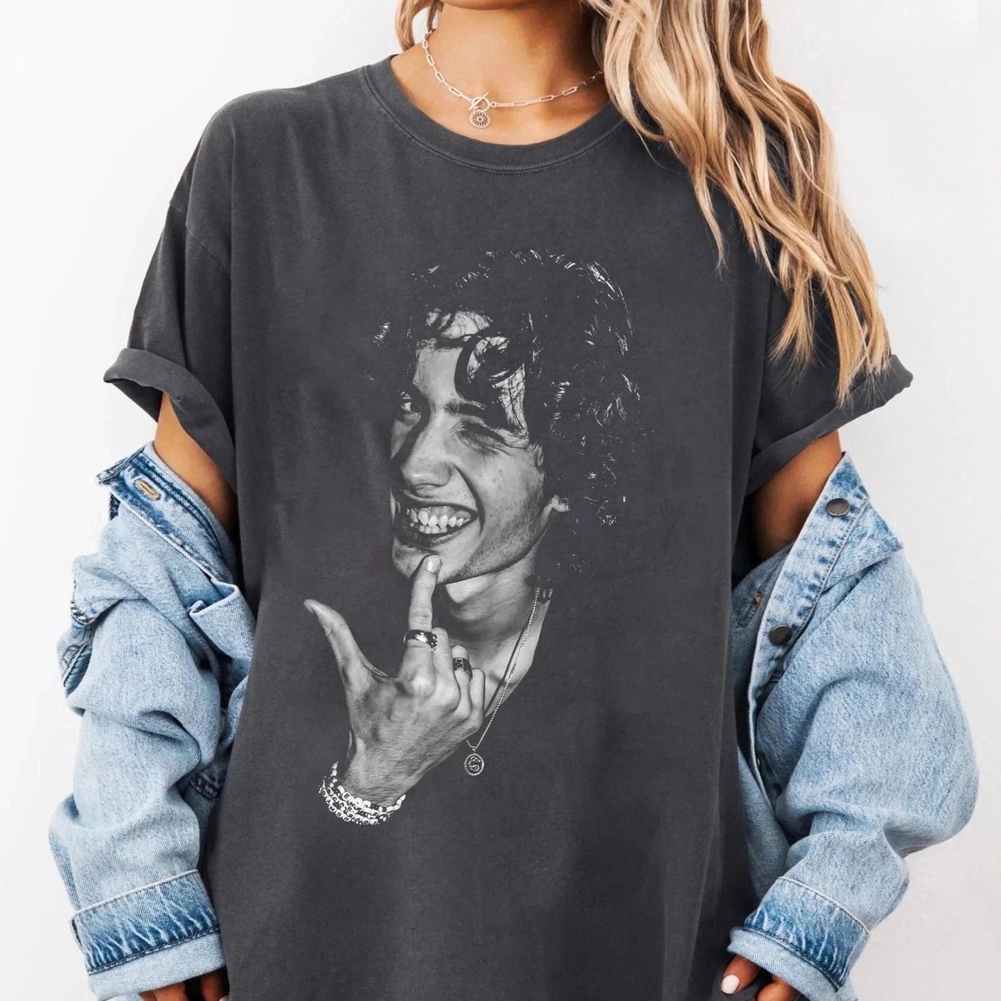 Sombr T-SHIRT Graphic Print Unisex Cotton Tee Unisex T-shirt, Sweatshirt, Hoodie, Long Sleeve Tee - T-Shirt, Sweatshirt, Hoodie
