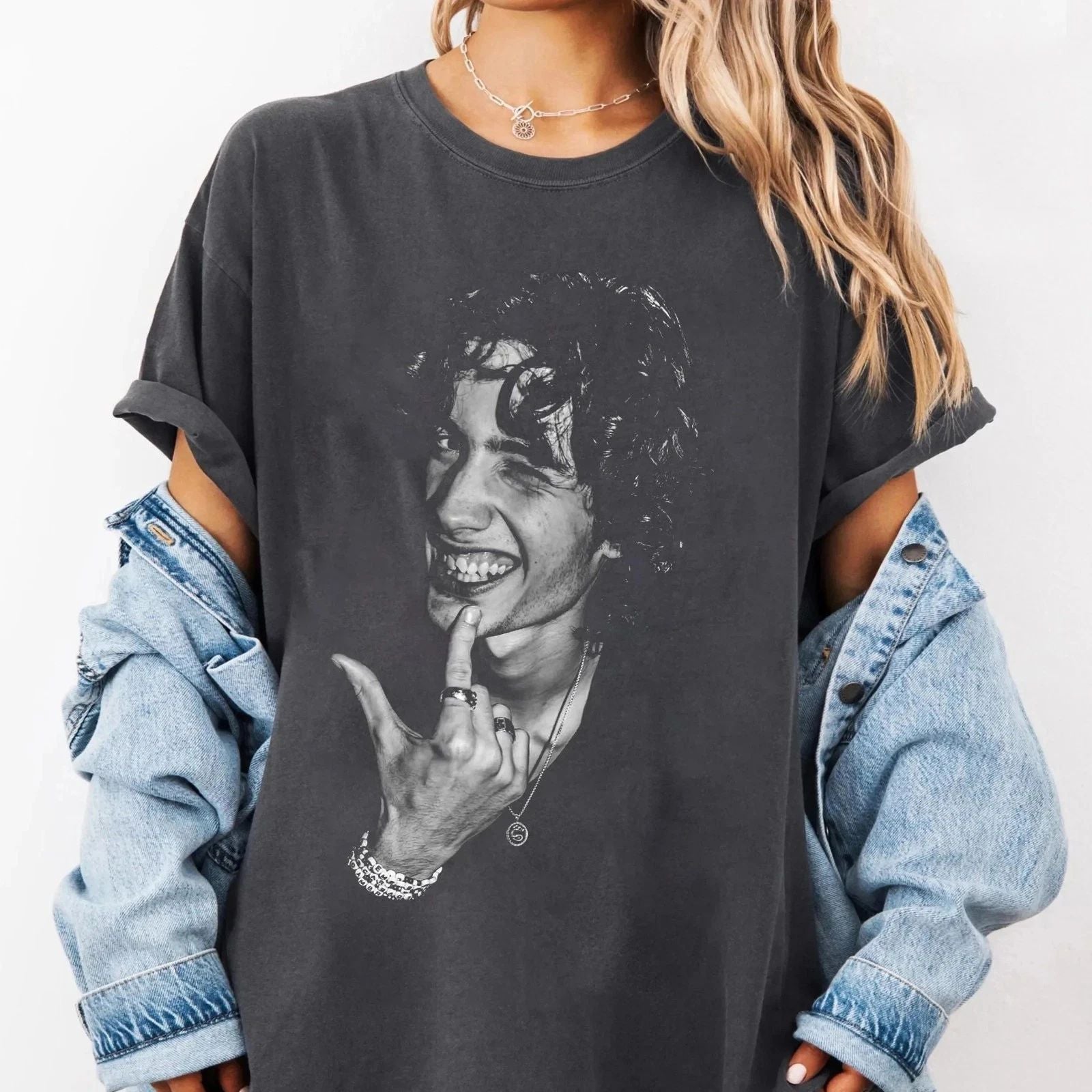 Sombr T-SHIRT Graphic Print Unisex Cotton Tee Unisex T-shirt, Sweatshirt, Hoodie, Long Sleeve Tee - T-Shirt, Sweatshirt, Hoodie